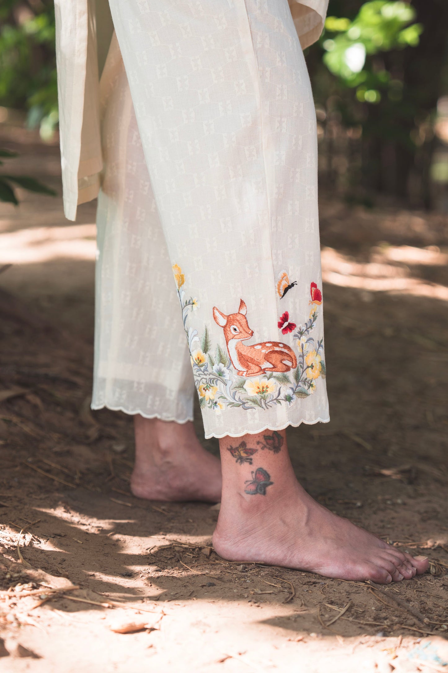 Deer Embroidered Pants