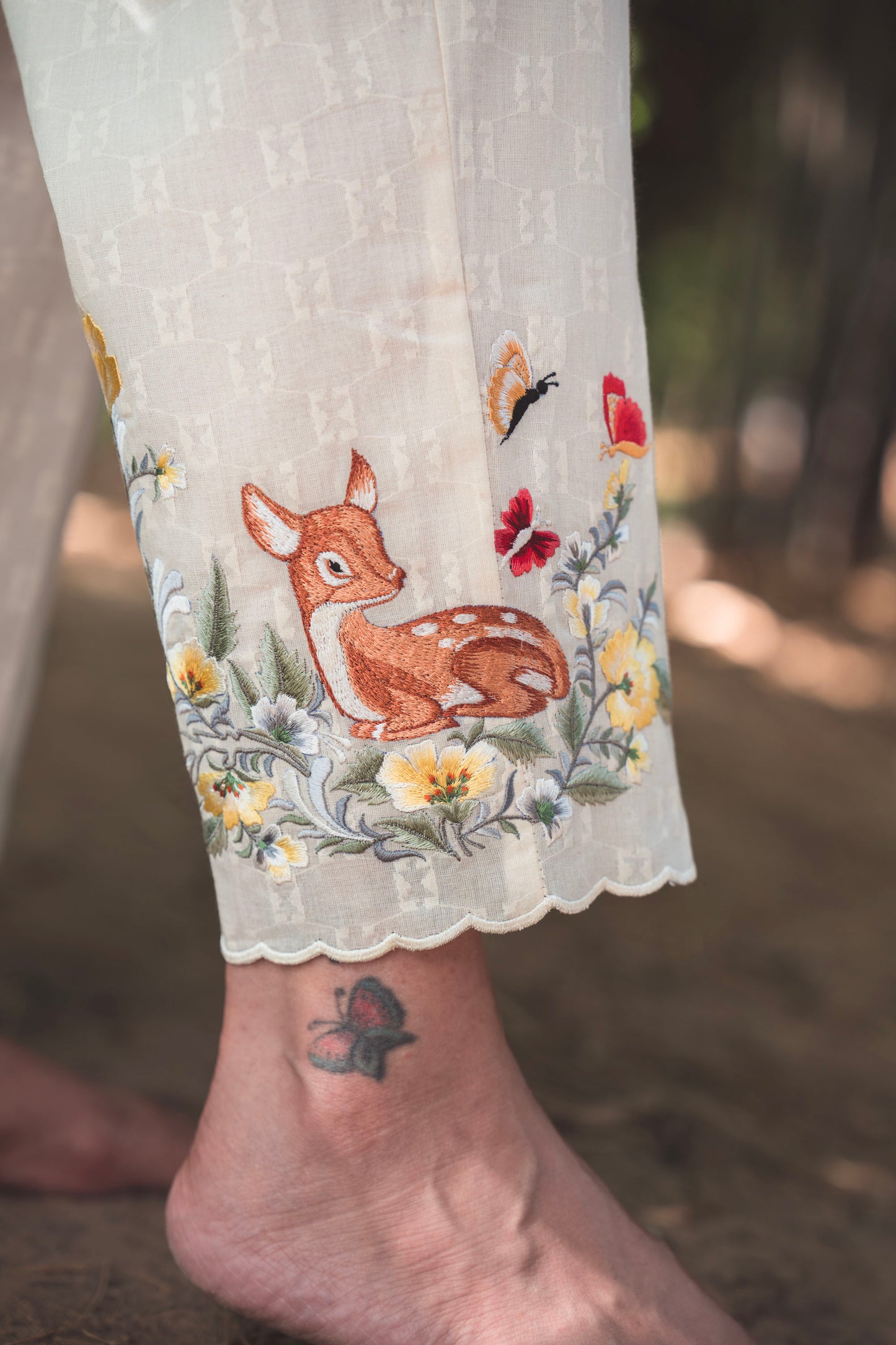 Deer Embroidered Pants