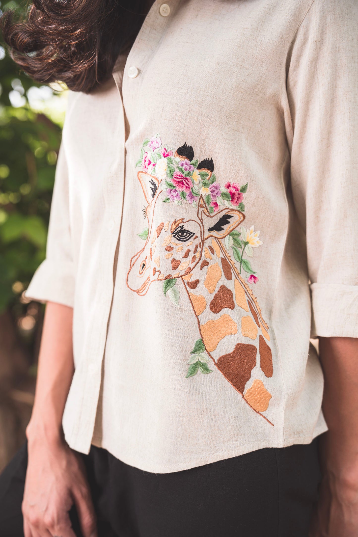Beige Shirt with Embroidered Giraffe