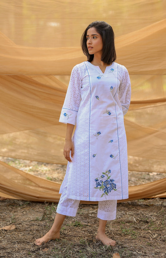 White Chikan Kurta Set with Blue floral embroidery