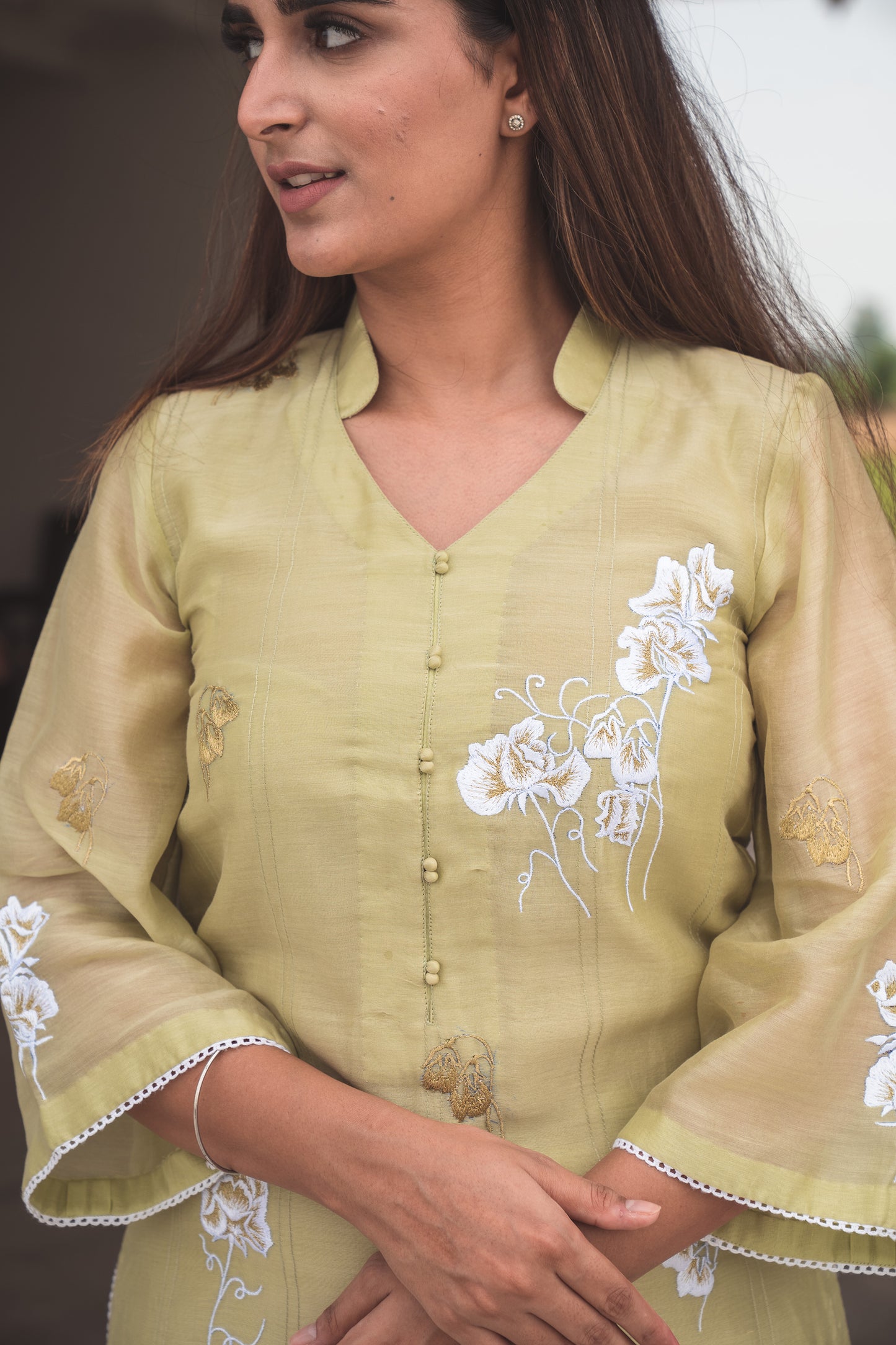 Green Chanderi Kurta Set with White and Gold Embroidery