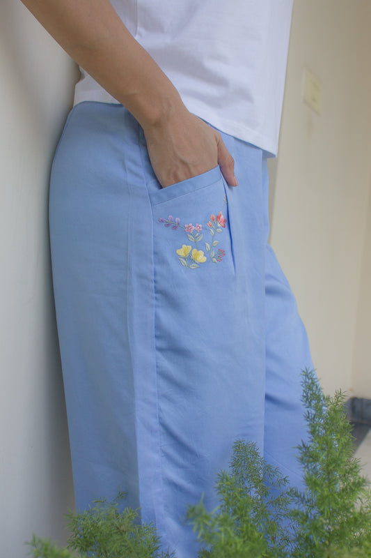 Embroidered Pants in Summer Blue