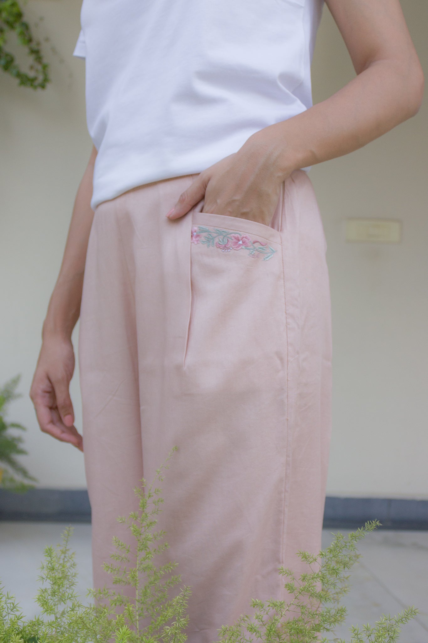 Embroidered Pants in Pale Peach